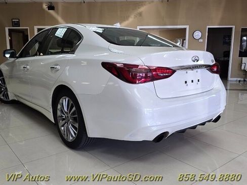 Used 2020 INFINITI Q50 Luxe image 3