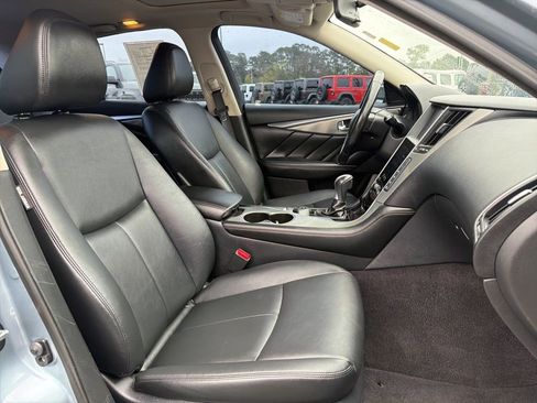 Used 2016 INFINITI Q50 2.0t w/ Moonroof Package AWD/4WD image 23