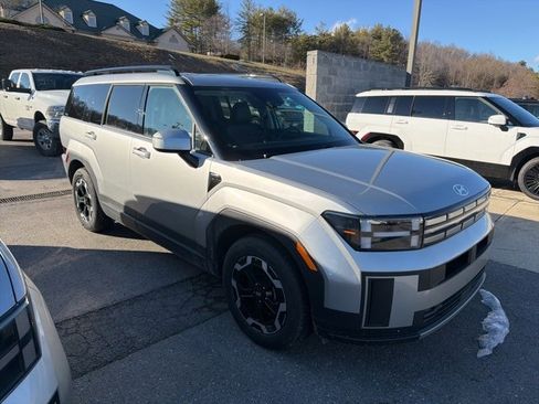 Certified 2025 Hyundai Santa Fe SEL image 5