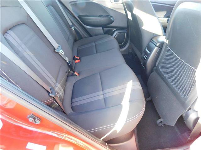 Used 2024 Hyundai Venue SEL FWD image 26