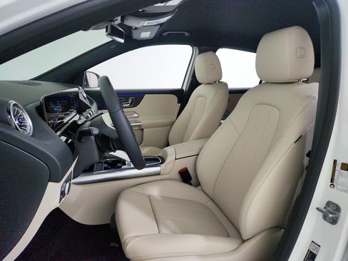 Certified 2026 Mercedes-Benz GLA 250 image 17