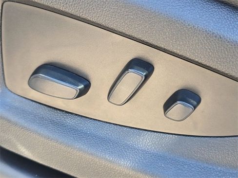 Used 2019 Chevrolet Tahoe Premier image 12