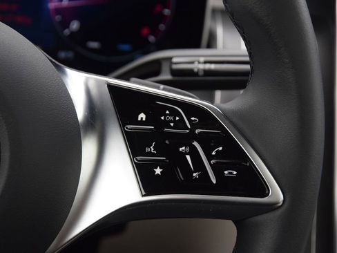 Certified 2026 Mercedes-Benz GLC 300 image 24