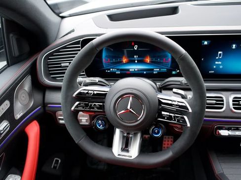 New 2026 Mercedes-Benz GLE 53 AMG 4MATIC Coupe image 17