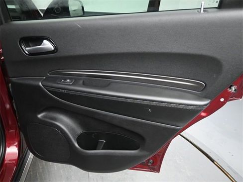 Used 2023 Dodge Durango SXT Launch Edition image 18