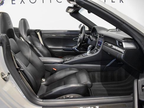Used 2019 Porsche 911 Turbo S AWD/4WD image 37