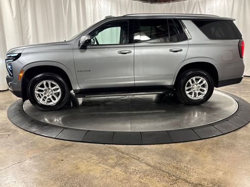 Used 2025 Chevrolet Tahoe LT AWD/4WD image 8