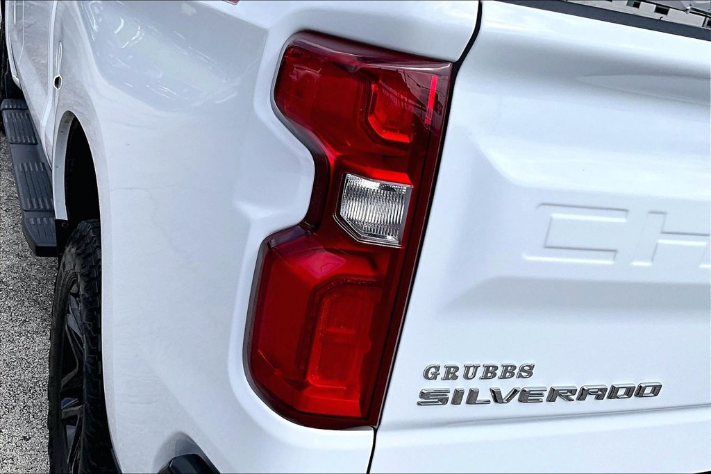 Used 2024 Chevrolet Silverado 1500 LT Trail Boss w/ Protection Package AWD/4WD image 40