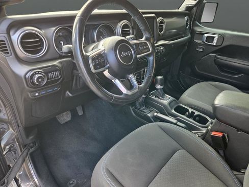 Used 2021 Jeep Wrangler Unlimited Rubicon 4xe w/ Cold Weather Group AWD/4WD image 10