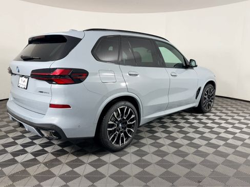 New 2026 BMW X5 xDrive50e w/ M Sport Package image 3