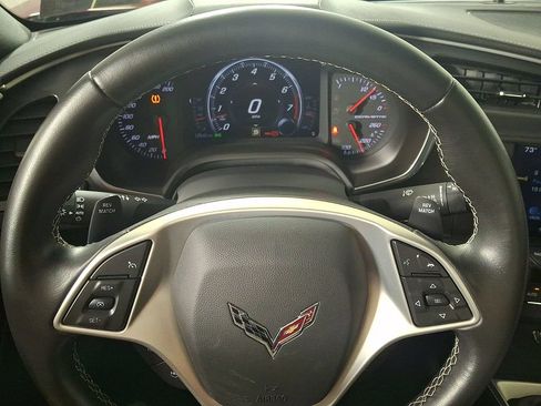 Used 2016 Chevrolet Corvette Stingray Coupe RWD image 17