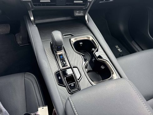 Certified 2025 Lexus RX 350 Premium w/ Accessory Package (Z1) image 27