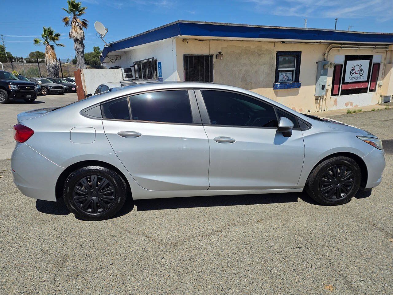Used 2018 Chevrolet Cruze LS FWD image 18
