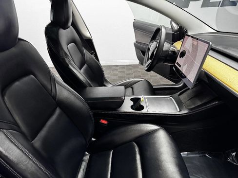 Used 2021 Tesla Model 3 Standard Range Plus image 51