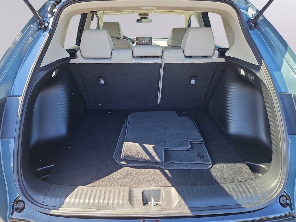 Certified 2025 Honda HR-V EX-L image 28