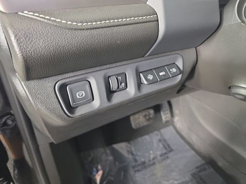 Used 2023 GMC Acadia Denali w/ Black Diamond Edition AWD/4WD image 14