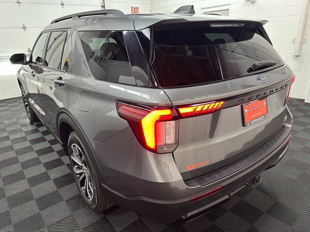 Used 2026 Ford Explorer ST-Line AWD/4WD image 7