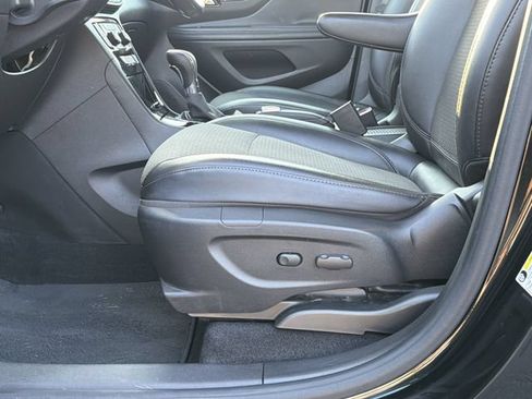 Used 2019 Buick Encore Preferred FWD image 21