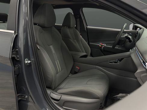 Used 2024 Hyundai Elantra SEL w/ Convenience Package FWD image 24