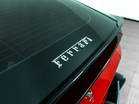 Certified 2025 Ferrari 12Cilindri RWD image 23