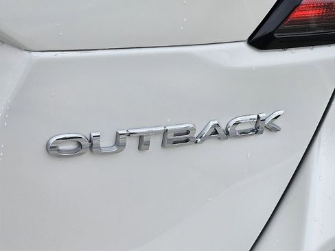 Used 2025 Subaru Outback Premium image 15