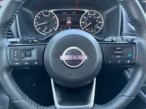 Used 2023 Nissan Rogue SL w/ SL Premium Package AWD/4WD image 40