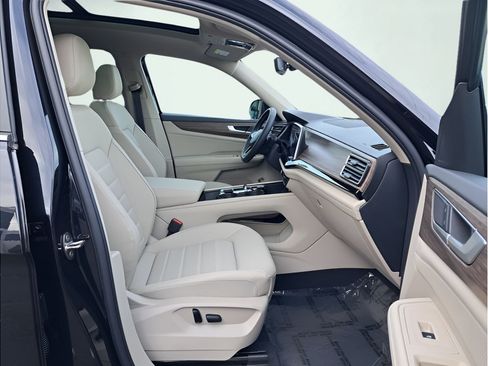 New 2025 Volkswagen Atlas SEL AWD/4WD image 17