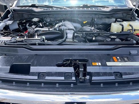 Used 2024 Ford F250 Lariat w/ Lariat Ultimate Package AWD/4WD image 31
