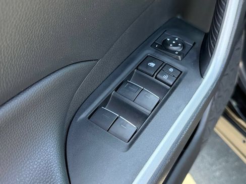 Certified 2025 Toyota RAV4 XLE FWD image 18