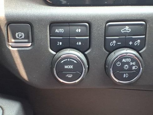 Used 2023 Chevrolet Silverado 1500 RST w/ All Star Edition Plus AWD/4WD image 18