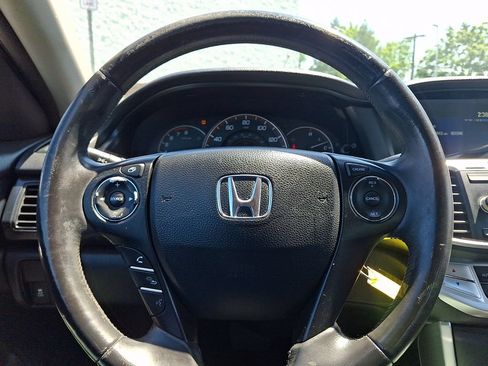 Used 2014 Honda Accord Sport image 21