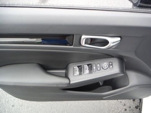 Used 2024 Honda Civic EX-L image 13
