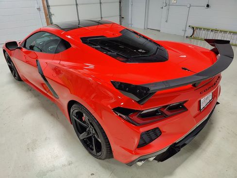 Used 2021 Chevrolet Corvette Stingray Preferred Cpe w/ Z51 Performance Package image 33