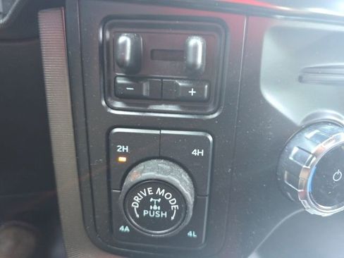 Used 2024 Ford F150 Platinum w/ Equipment Group 702A High AWD/4WD image 22