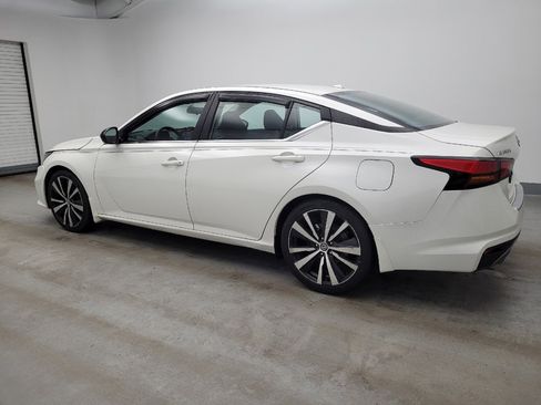 Used 2019 Nissan Altima 2.5 SR image 3