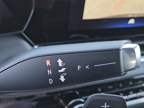 New 2026 Chevrolet Equinox LT image 12