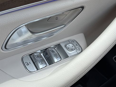 New 2025 Mercedes-Benz GLE 350 4MATIC image 16