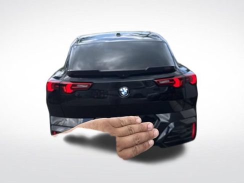 Used 2025 BMW X2 xDrive28i w/ Technology Package AWD/4WD image 7