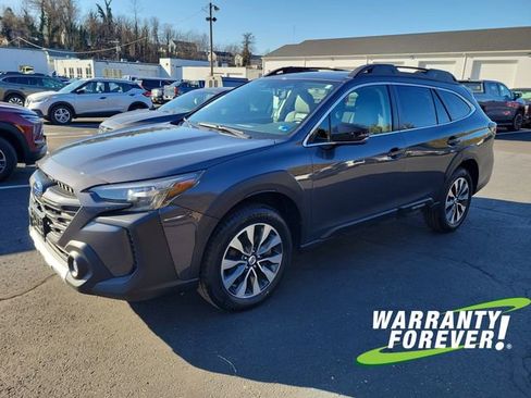 Used 2023 Subaru Outback Limited image 3