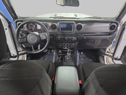 Used 2022 Jeep Wrangler Unlimited Sport AWD/4WD image 9
