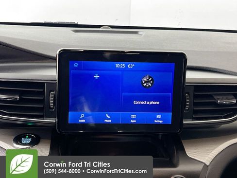 Used 2020 Ford Explorer XLT w/ Equipment Group 202A image 21