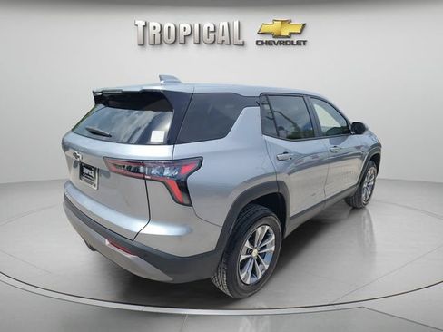 New 2027 Chevrolet Equinox LT FWD image 5