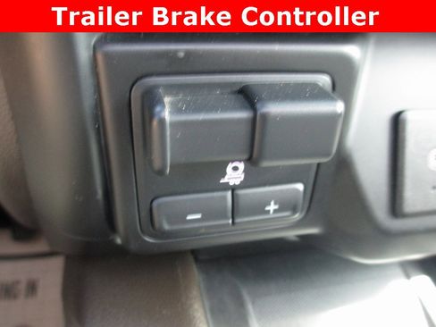 Used 2020 GMC Sierra 1500 SLT w/ SLT Premium Package image 17