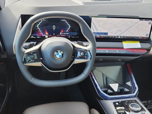 Certified 2025 BMW X3 xDrive30i w/ Convenience Package image 9