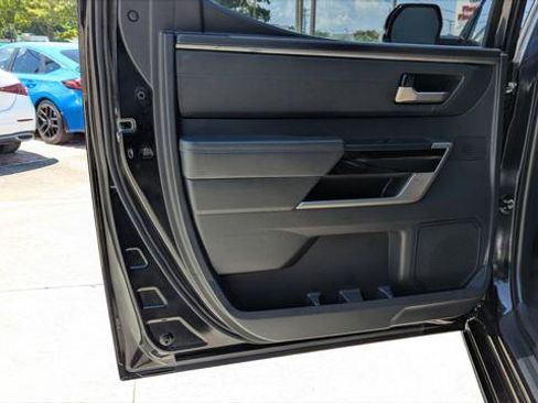 Used 2023 Toyota Tundra Limited image 14
