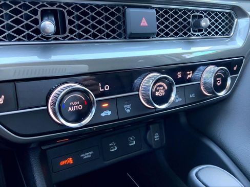 New 2026 Acura Integra image 14