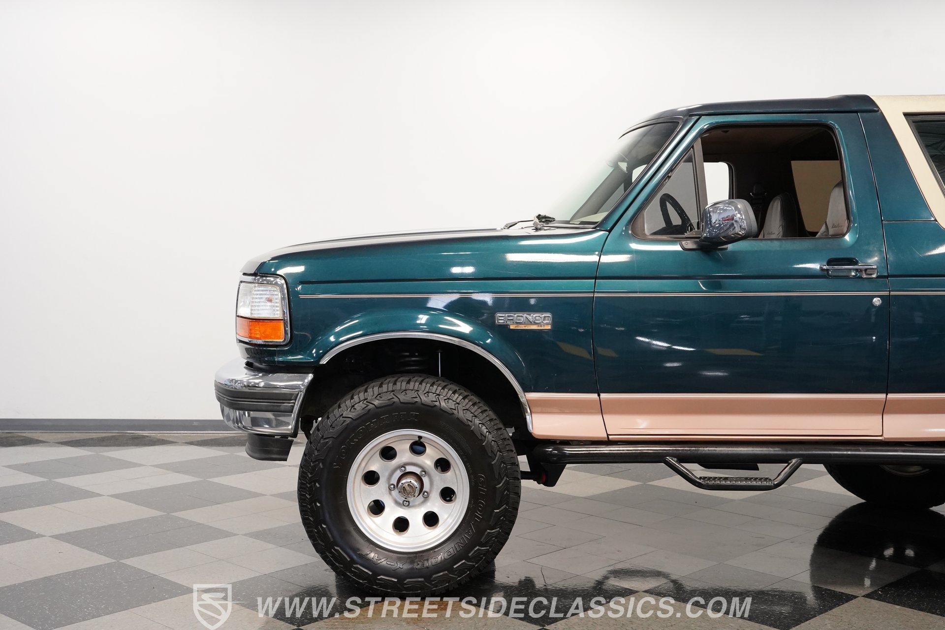 Used 1995 Ford Bronco Eddie Bauer AWD/4WD image 24