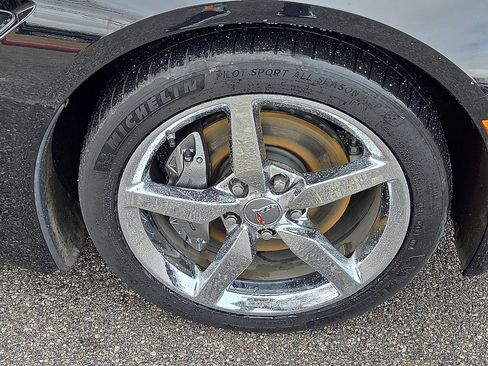 Used 2015 Chevrolet Corvette Stingray Convertible w/ 3LT Preferred Equipment Group image 7