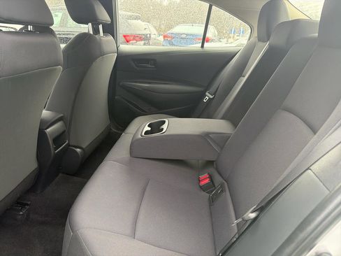 Used 2022 Toyota Corolla LE image 20