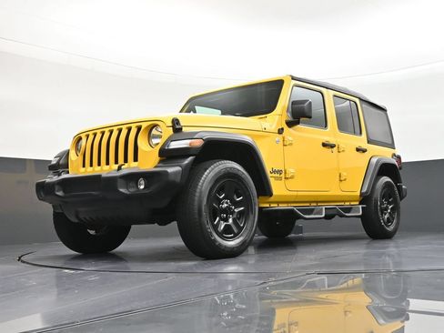 Used 2020 Jeep Wrangler Unlimited Sport AWD/4WD image 20